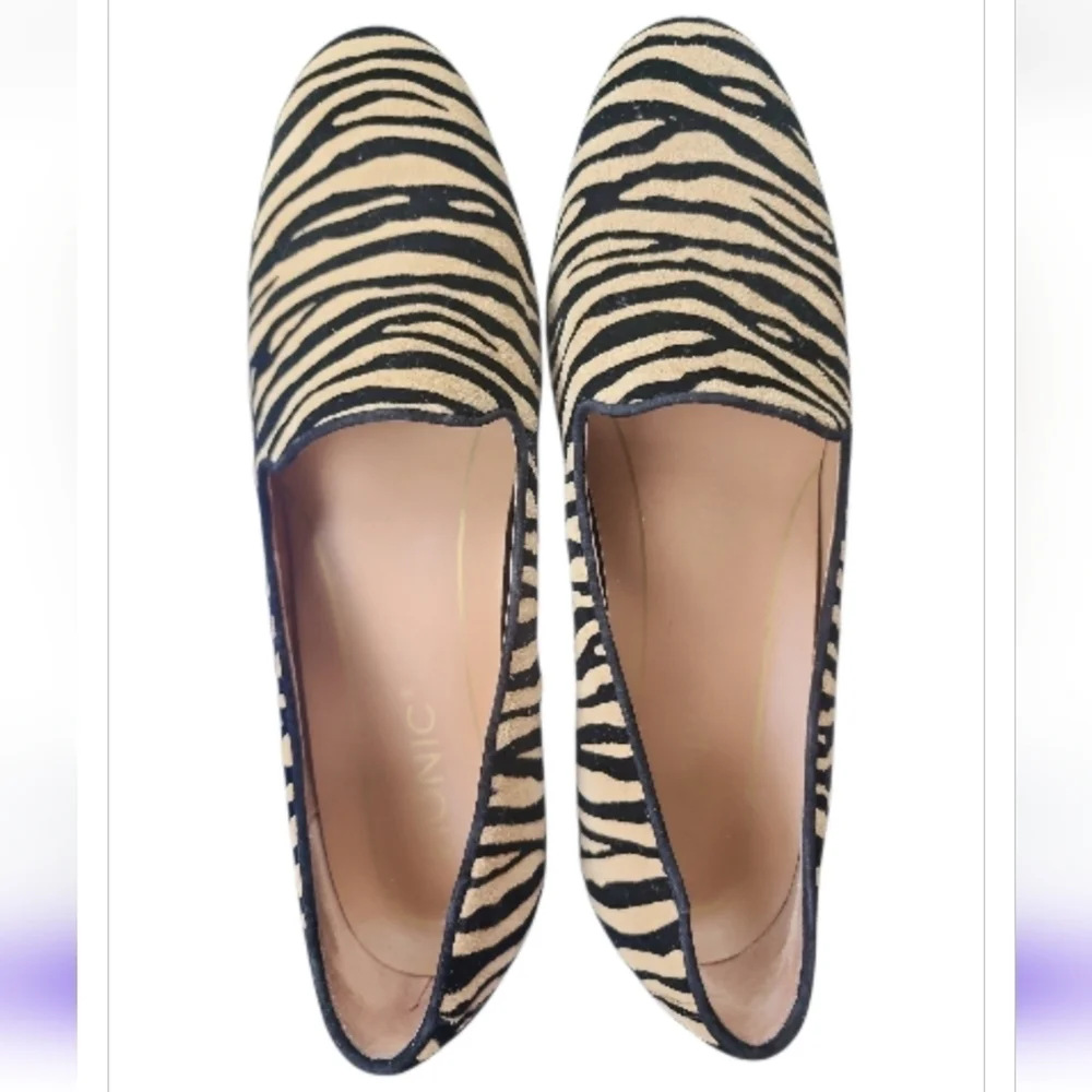 Vionic Flat North Willa Tiger Stripe Slip On Suede Women Size 7 Orthotic Shoes